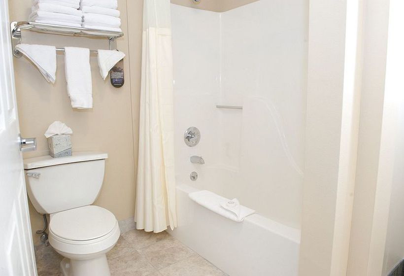 Hotel CrestHill Suites Syracuse 