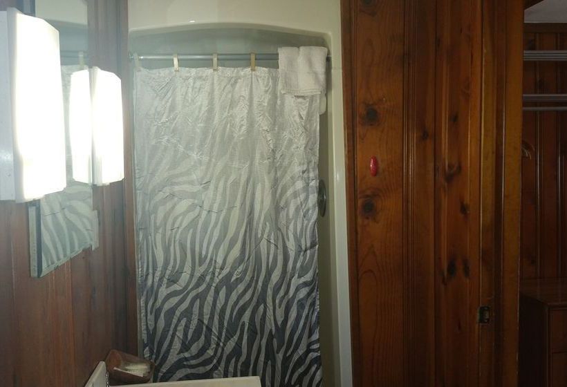 Hotel Budget Inn - Corning  | Corning | Nueva York | United States 2