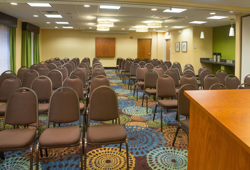 Holiday Inn Express Hotel & Suites Jacksonville Airport  | Jacksonville | Florida | United States 7