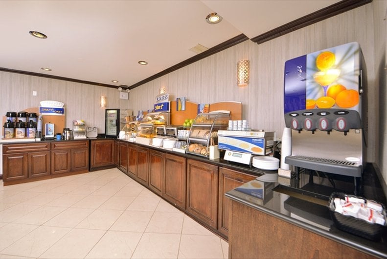 Hotel Holiday Inn Express Kennedy Airport  | New York | Nueva York | United States 15