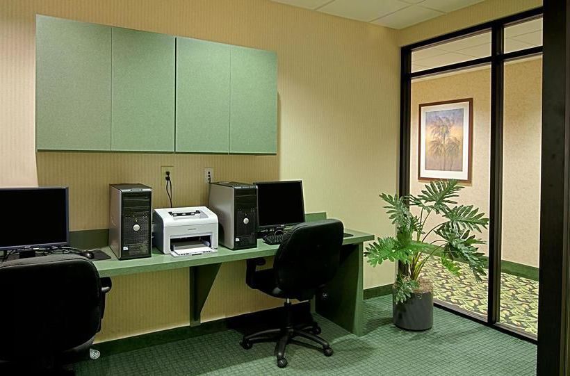 Best Western Plus Kendall Hotel & Suites 