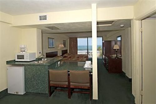 Ocean Shore Resort Hotel  | Daytona Beach | Florida | United States 16