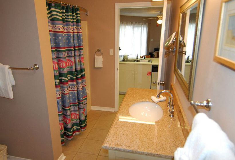 ResortQuest Rentals at Gulfview Condominium  | Destin | Florida | United States 1