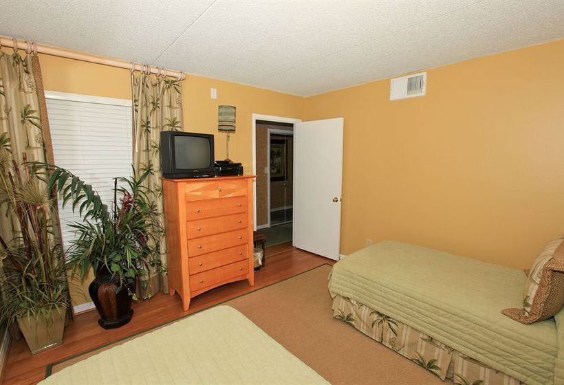 Island Echos Condominiums by ResortQuest