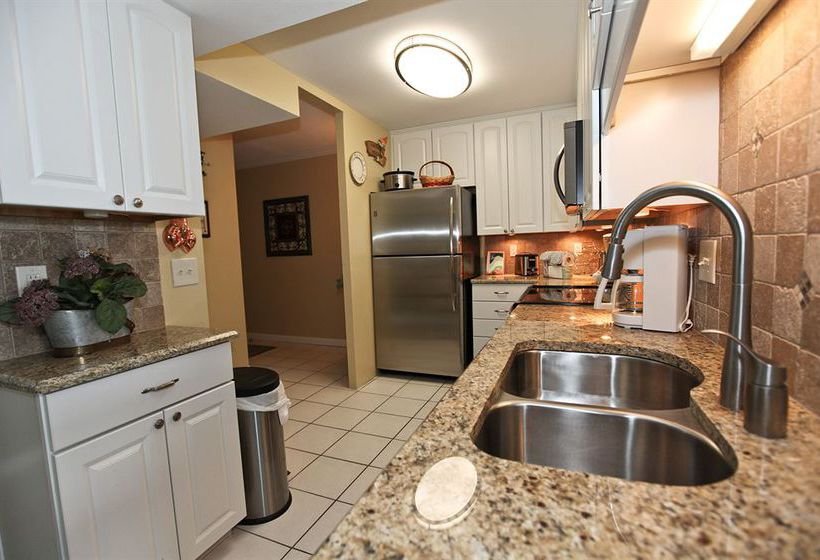 Island Echos Condominiums by ResortQuest  | Fort Walton Beach | Florida | United States 12