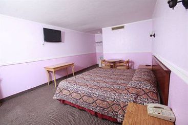 Hotel Meadowbrook Motor Lodge 