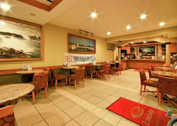 Hotel Econo Lodge At The Falls North  | Niagara Falls | Nueva York | United States 3