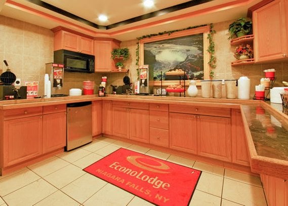Hotel Econo Lodge At The Falls North  | Niagara Falls | Nueva York | United States 7