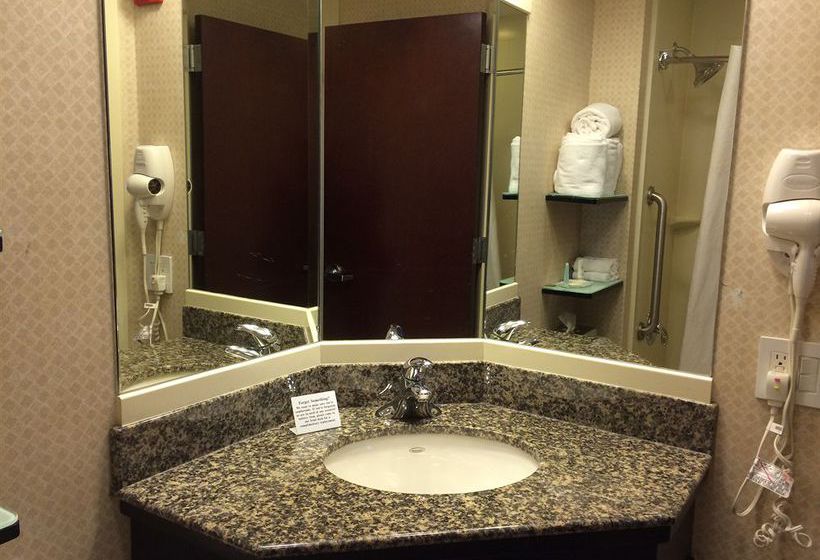 Hotel Comfort Inn & Suites Laguardia Airport 