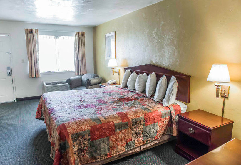 Hotel Suburban Extended Stay  | Tallahassee | Florida | United States 11
