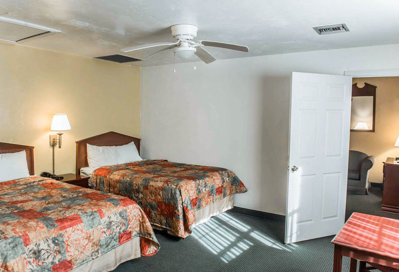 Hotel Suburban Extended Stay  | Tallahassee | Florida | United States 19