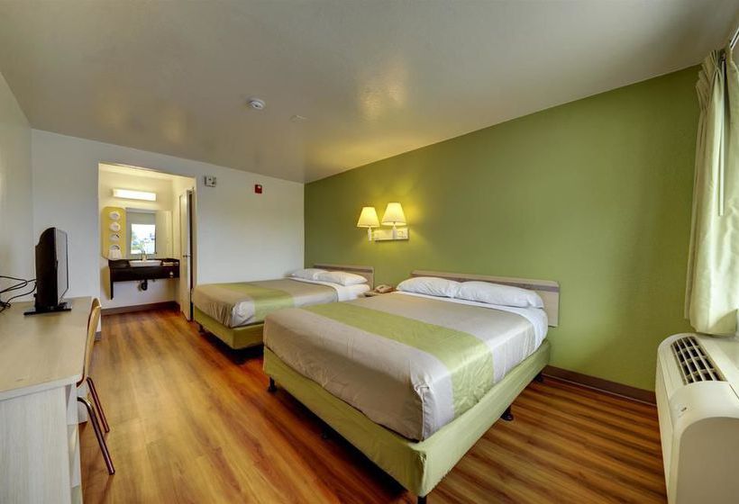 Motel 6 Cocoa Beach 69  | Cocoa Beach | Florida | United States 10