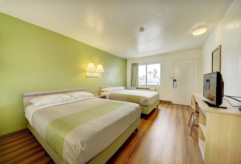 Motel 6 Cocoa Beach 69  | Cocoa Beach | Florida | United States 11