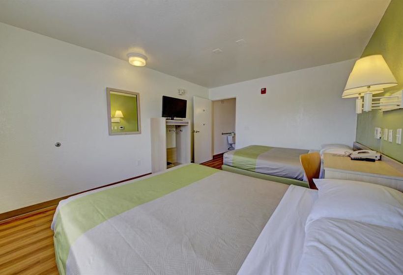 Motel 6 Cocoa Beach 69  | Cocoa Beach | Florida | United States 7