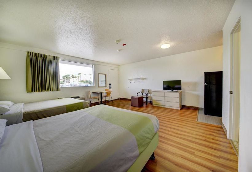 Motel 6 Cocoa Beach 69  | Cocoa Beach | Florida | United States 9