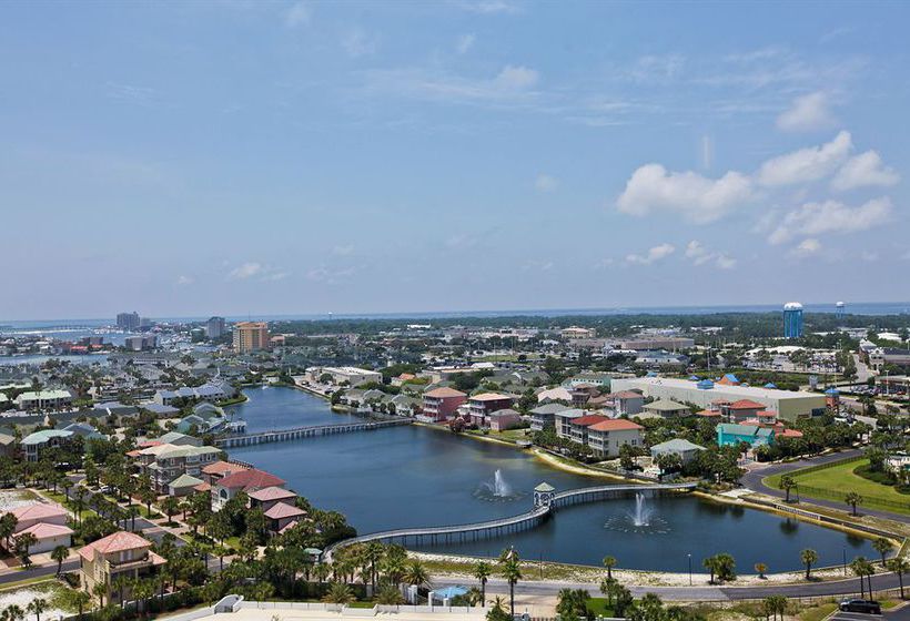 Pelican Beach Resort & Conference Center  | Destin | Florida | United States 9