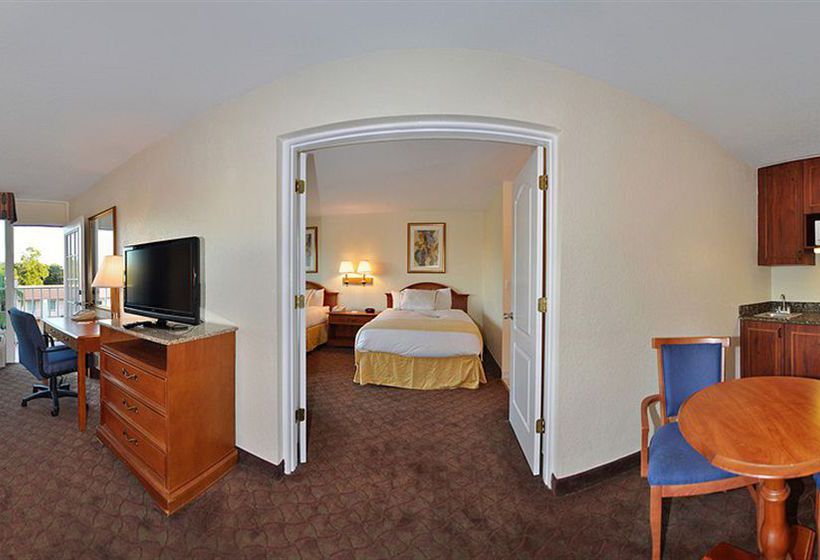 Hotel Clarion Inn & Suites Clearwater  | Clearwater | Florida | United States 8
