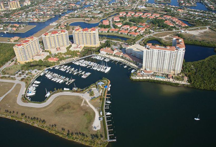 Hotel The Resort At Marina Village 