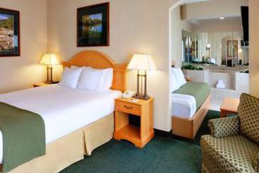 Hotel Holiday Inn Express Watertown - Thousand Islands  | Watertown | Nueva York | United States 8