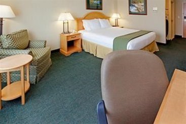 Hotel Holiday Inn Express Watertown - Thousand Islands  | Watertown | Nueva York | United States 9