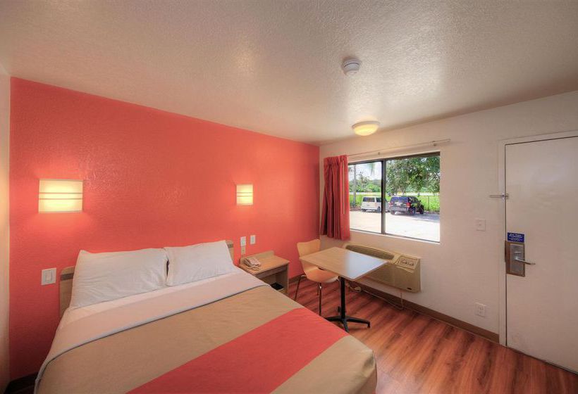 Motel 6 Bradenton  | Bradenton | Florida | United States 7