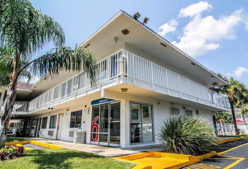 Motel 6 Jacksonville - Orange Park  | Jacksonville | Florida | United States 1