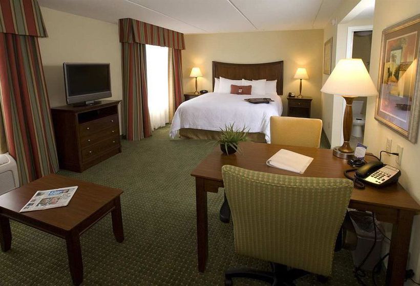 Hotel Hampton Inn & Suites Navarre  | Navarre | Florida | United States 10