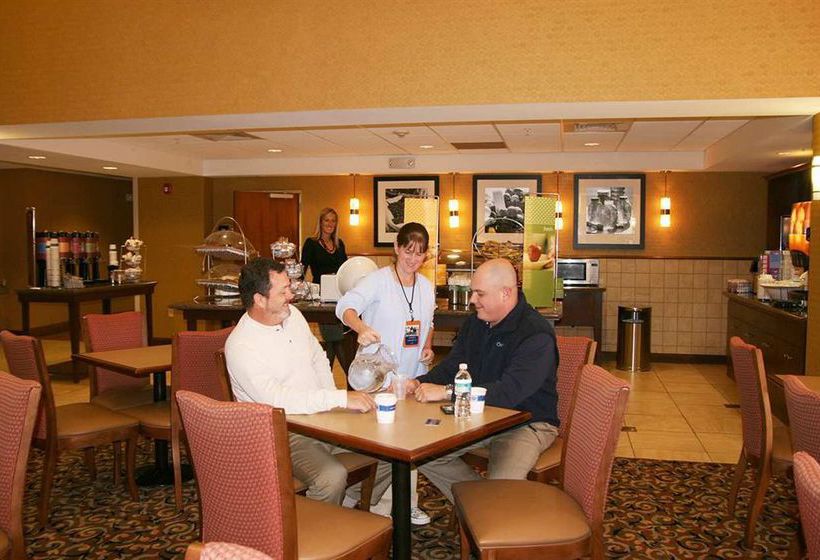 Hotel Hampton Inn & Suites Navarre  | Navarre | Florida | United States 11