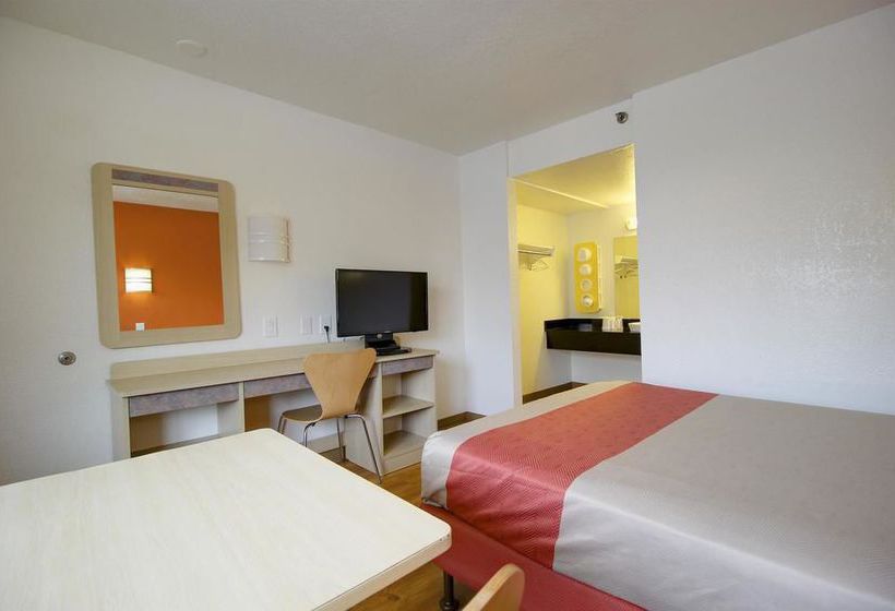 Motel 6 Lantana  | Lantana | Florida | United States 10