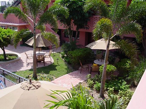 Away Inn  | Lauderdale by the Sea | Florida | United States 16