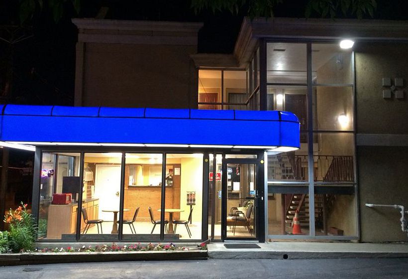 Hotel Econo Lodge Downtown  | Schenectady | Nueva York | United States 19