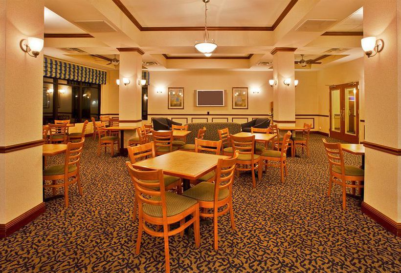 Holiday Inn Express Hotel & Suites Lake Okeechobee  | Okeechobee | Florida | United States 9