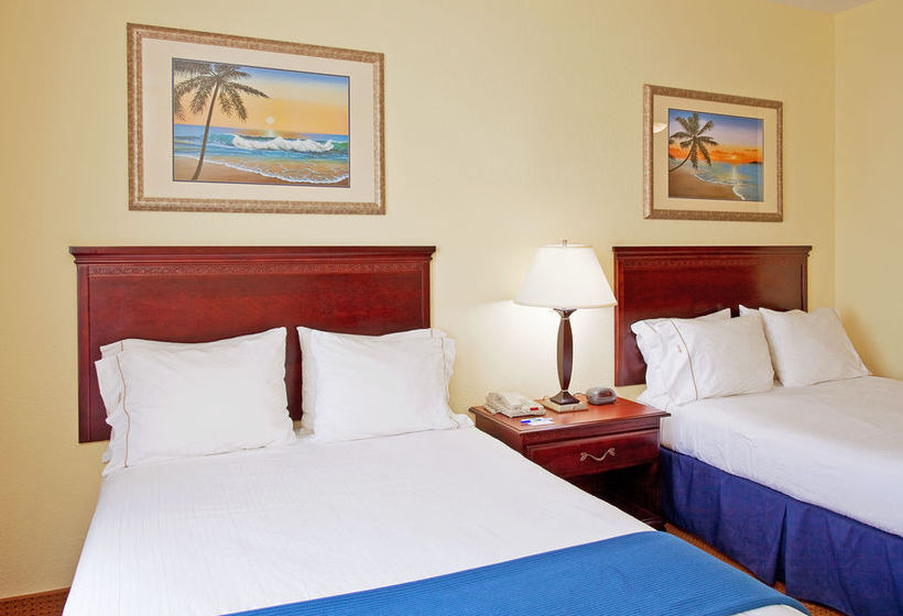 Hotel Holiday Inn Express Panama City Tyndall  | Panama City | Florida | United States 19