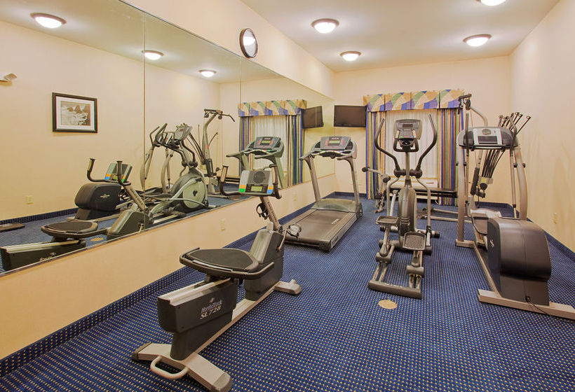 Hotel Holiday Inn Express Panama City Tyndall  | Panama City | Florida | United States 20