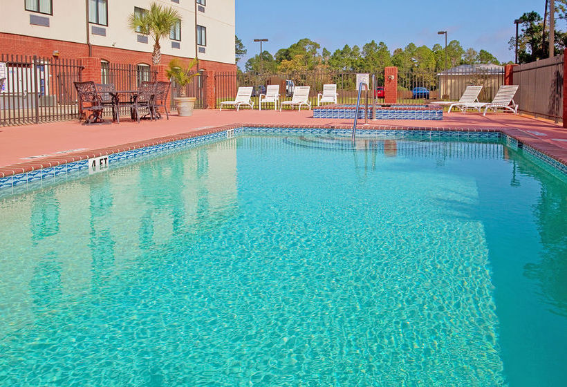 Hotel Holiday Inn Express Panama City Tyndall  | Panama City | Florida | United States 8