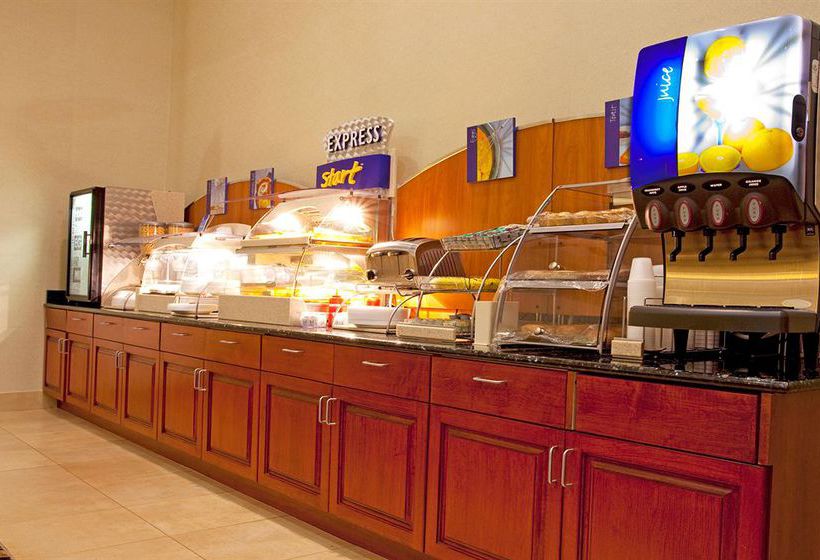 Hotel Holiday Inn Express Jacksonville North  | Yulee | Florida | United States 4