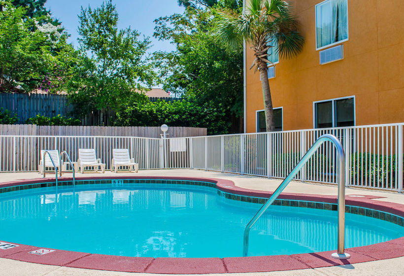 Hotel Comfort Inn & Suites Crestview  | Crestview | Florida | Estados Unidos 19