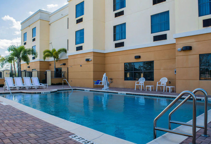 Hotel Comfort Suites Vero Beach  | Vero Beach | Florida | United States 19