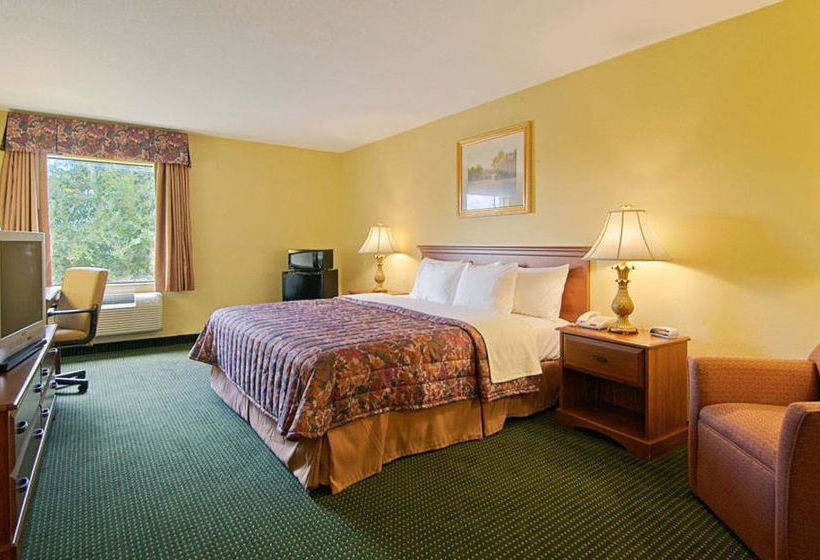 Hotel Regency Inn and Suites 