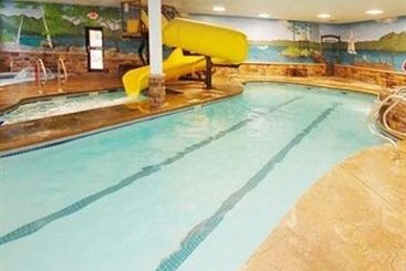 Hotel Comfort Suites Lake George  | Lake George | Nueva York | United States 10