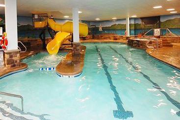 Hotel Comfort Suites Lake George  | Lake George | Nueva York | United States 4