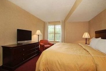 Hotel Comfort Suites Lake George  | Lake George | Nueva York | United States 8