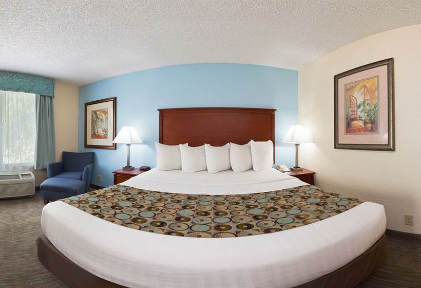 Hotel Baymont Inn & Suites Gainesville  | Gainesville | Florida | United States 16