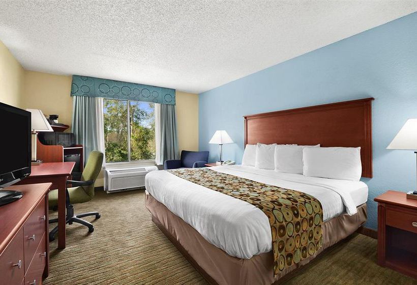 Hotel Baymont Inn & Suites Gainesville  | Gainesville | Florida | United States 3