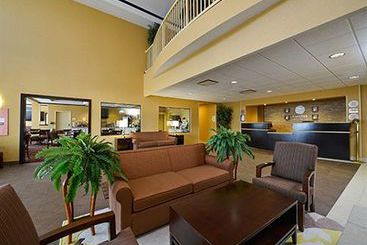 Hotel Comfort Inn & Suites Adj To Akwesasne Mohawk Casino 