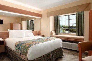 Microtel Inn & Suites Panama City  | Panama City | Florida | United States 9