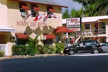 Ronny Dee Resort Motel