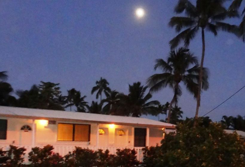 Hotel Aaron's Cottage  | Hilo | Hawaii | United States 3