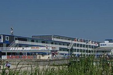 Oceanview Beachfront Motel 