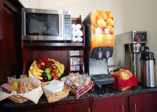 Hotel Econo Lodge Inn & Suites Airport North Syracuse